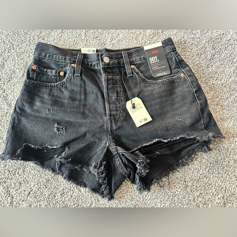 Levi's 501 Women's Distressed Black Jean Shorts NEW 28” Summer shorty shorts